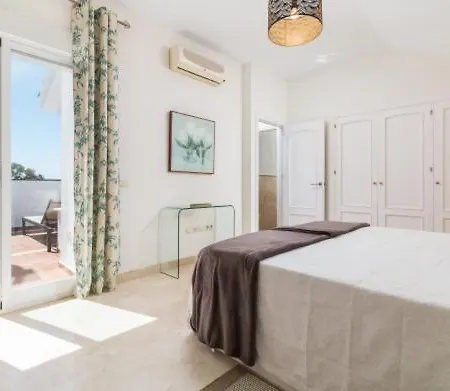 Apartment Alquiler De Atico En Milla De Oro Marbella