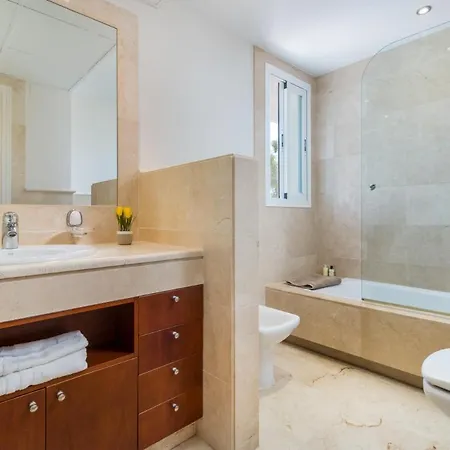 Apartment Alquiler De Atico En Milla De Oro *