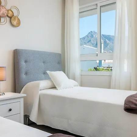 Apartment Alquiler De Atico En Milla De Oro *